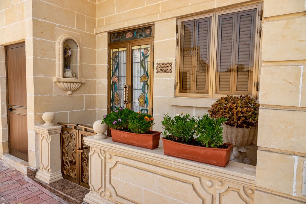 190613-House-front-1