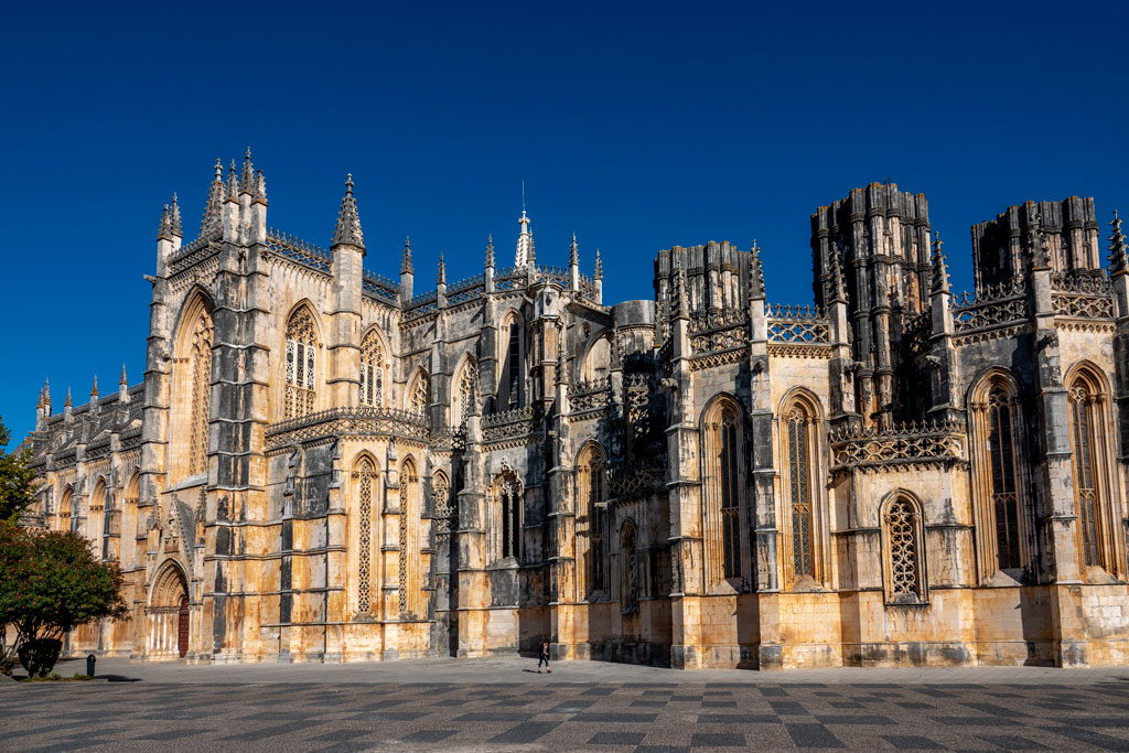 191009-02-Batalha-01-Monastery