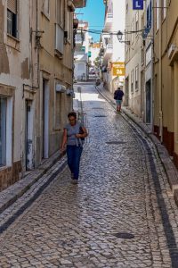 191010-05-Nazare-04-street