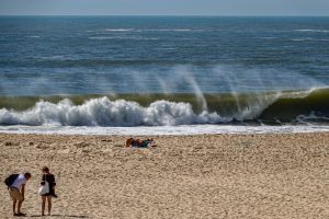 191010-11-Nazare-10-Beach
