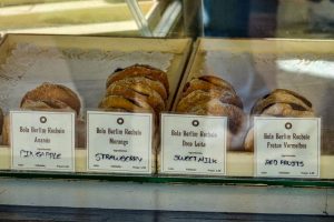 191010-24-Nazare-23-Beach-Bolas-Berlim