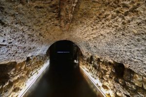 191013-35-Cryptoporticus