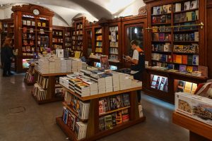 191020-32-Lisbon-Livraria-Bertrand