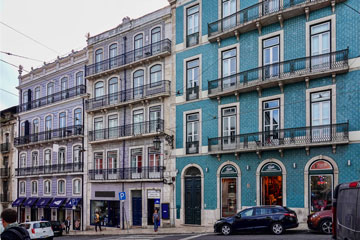 191021-30-Lisbon-buildings-360x240