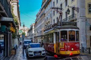 191022-01-Lisbon-trolley