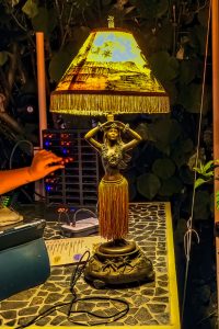 Photos-200120-04-Lava-Lava-Beach-Club-Hula-Lamp