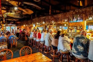 Photos-200121-01-Seafood-Grill-(Tiki-Bar)