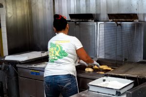 Photos---200210-11-Honokaa-Tex-Drive-In-Malasadas