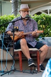 Photos-200218-02-John-Keawe