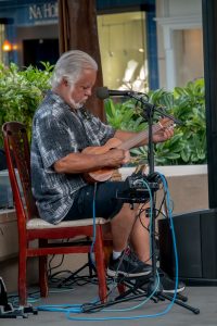 Photos---200303-12-John-Keawe