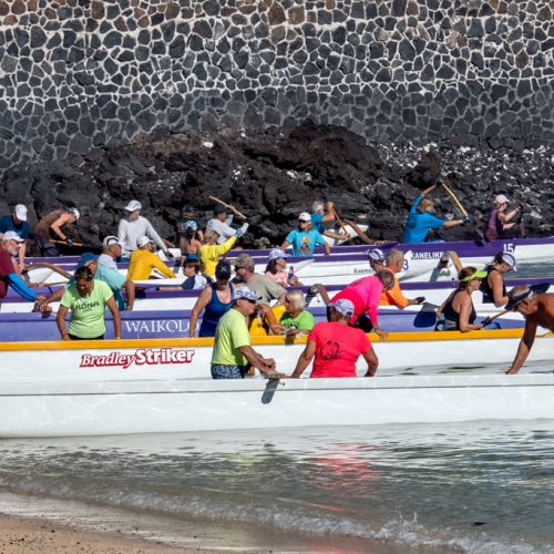 Photos---200310-03-Makaiwa-Beach-canoes